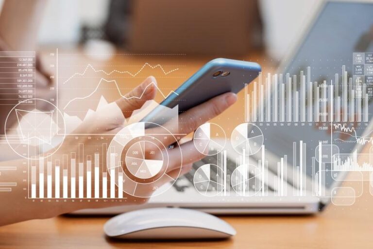 Fintech and Customer Experience: Enhancing Convenience and Personalization